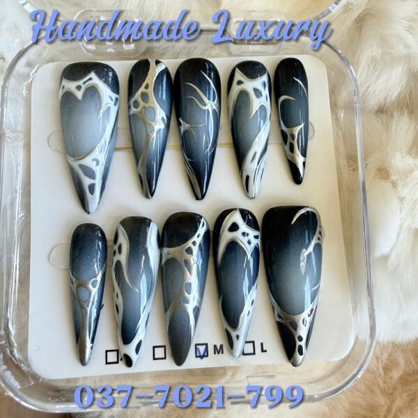 037-7021-799